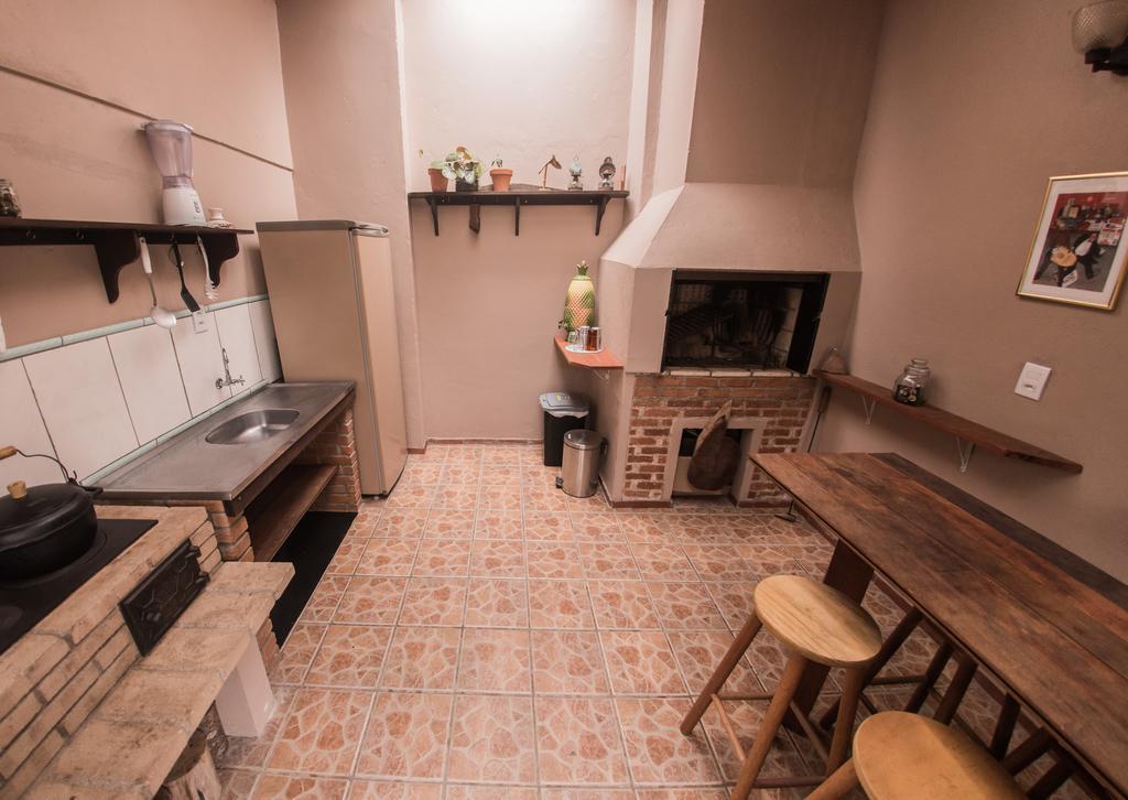 Frida Casa Hostel Pelotas Dış mekan fotoğraf
